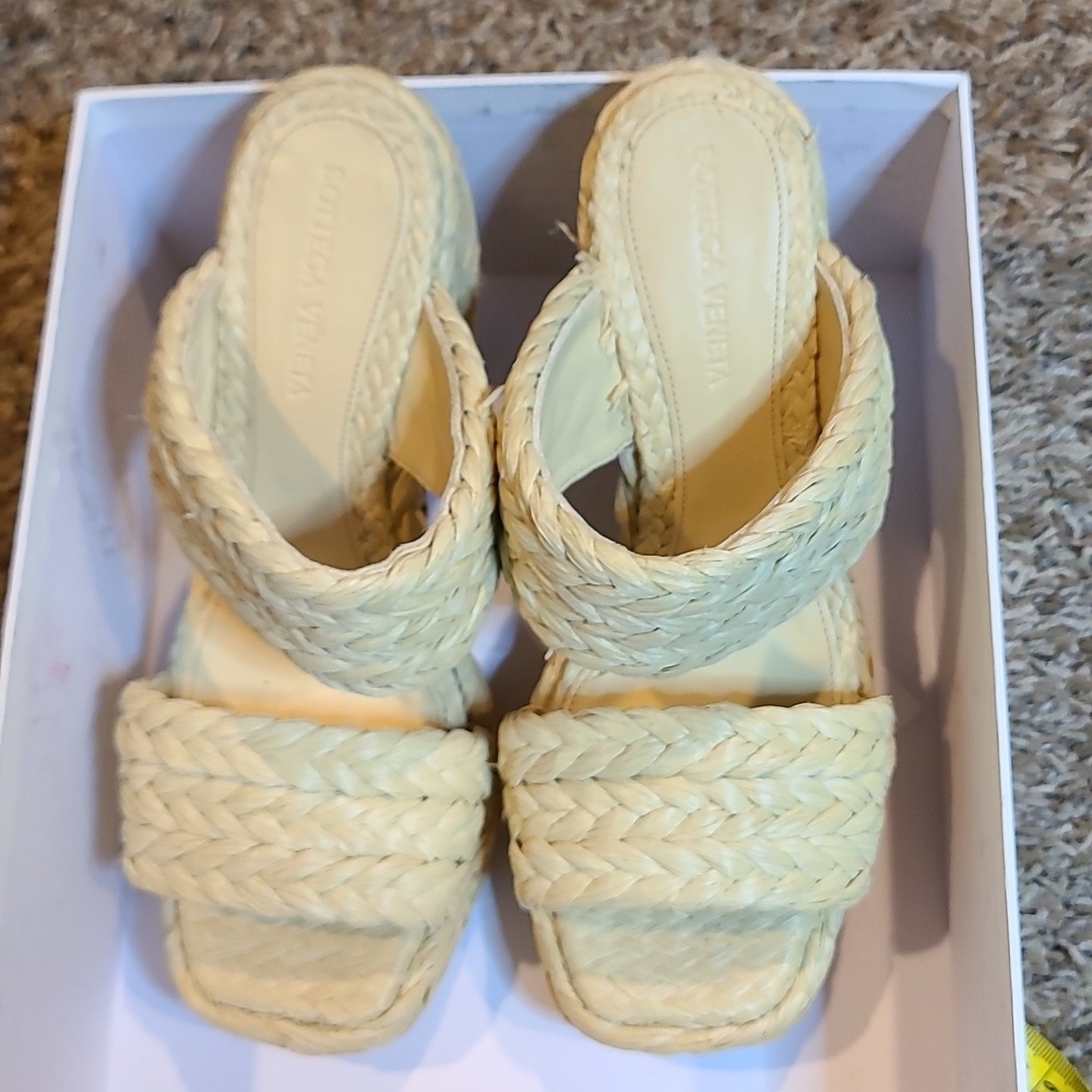Bottega Veneta Trinity Weave Raffia Platform Sandals size 371/2 Retail $1550 New - Picture 5 of 7